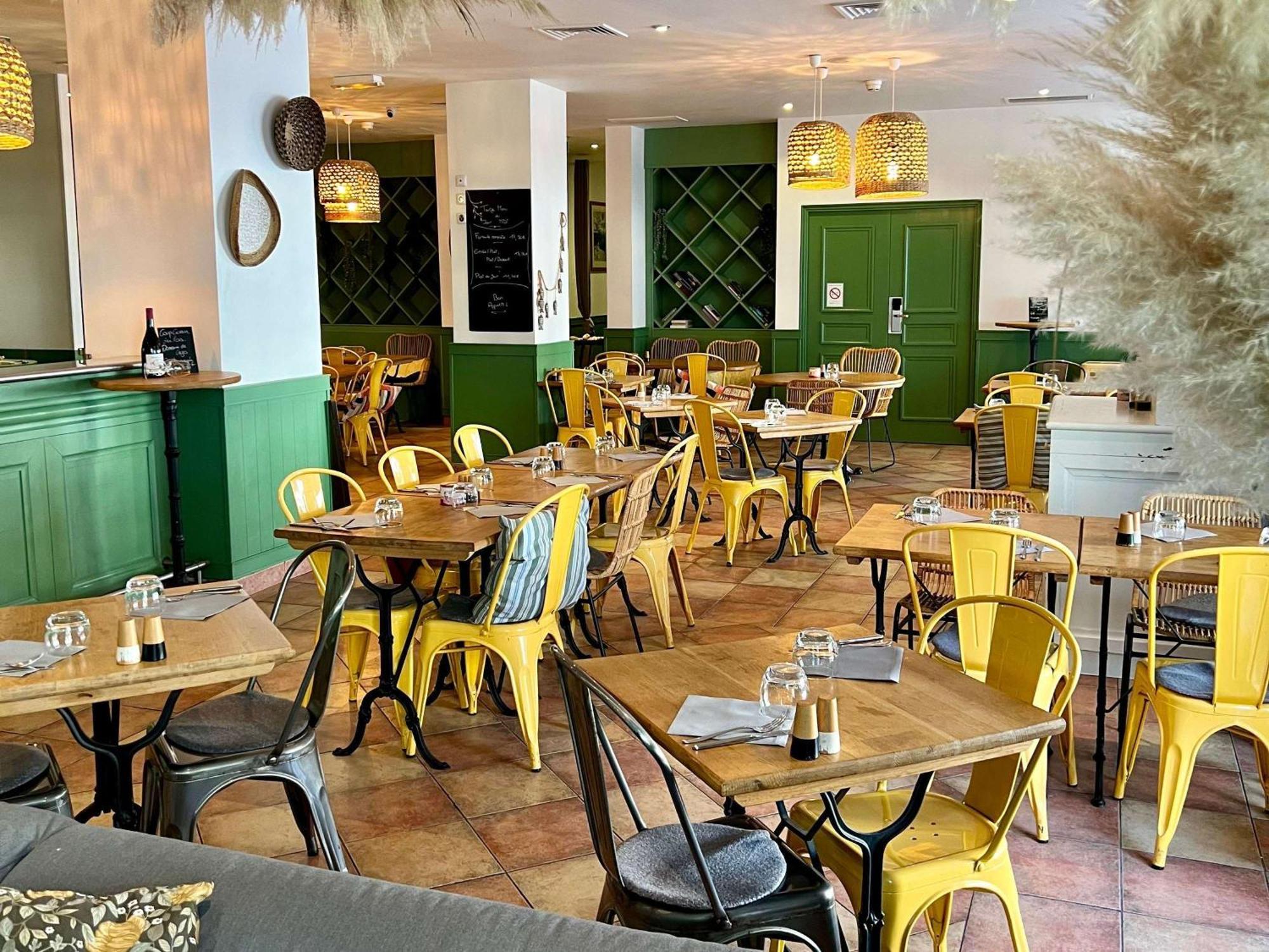 Ibis Montpellier Centre Polygone Hotel Екстериор снимка